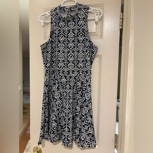 Banana Lemon Blue & White Geometric Mock-Neck Dress (Fits M–L)